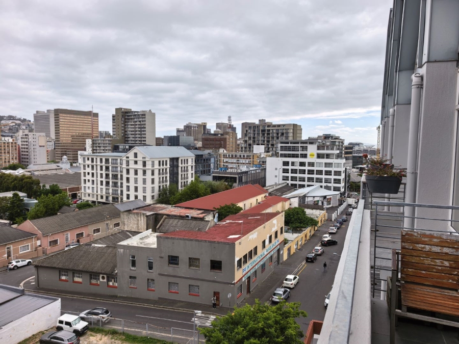 To Let 2 Bedroom Property for Rent in Gardens Western Cape